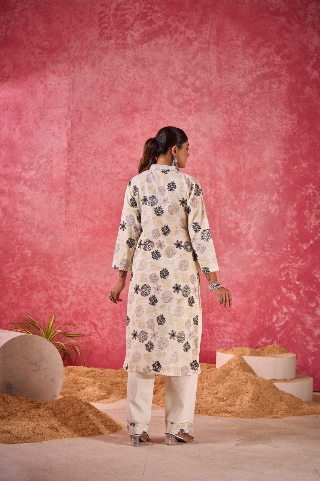 The Heritage Floral Embroidered 3-Piece Suit